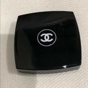Chanel highlighting powder limited edition!!